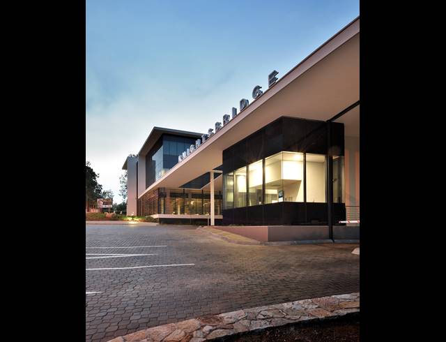 7,000M² OFFICE TO LET IN BRYANSTON